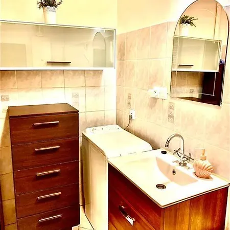 Apartment Old Town Ogarna 31/32 *